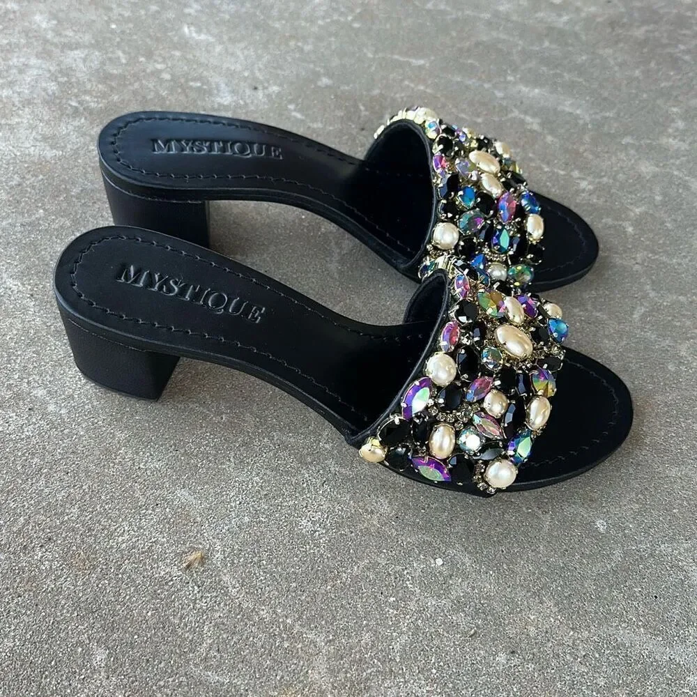 Mystique Dublin Black Rhinestone Sandals Women’s Size 8